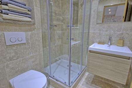 202-Appartement Renove Vieil Antibes Bagian luar foto